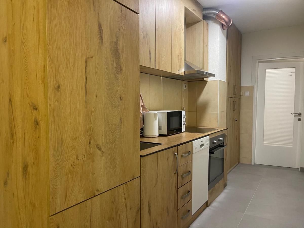 Idealapartments Llc 4 Prishtine Bagian luar foto