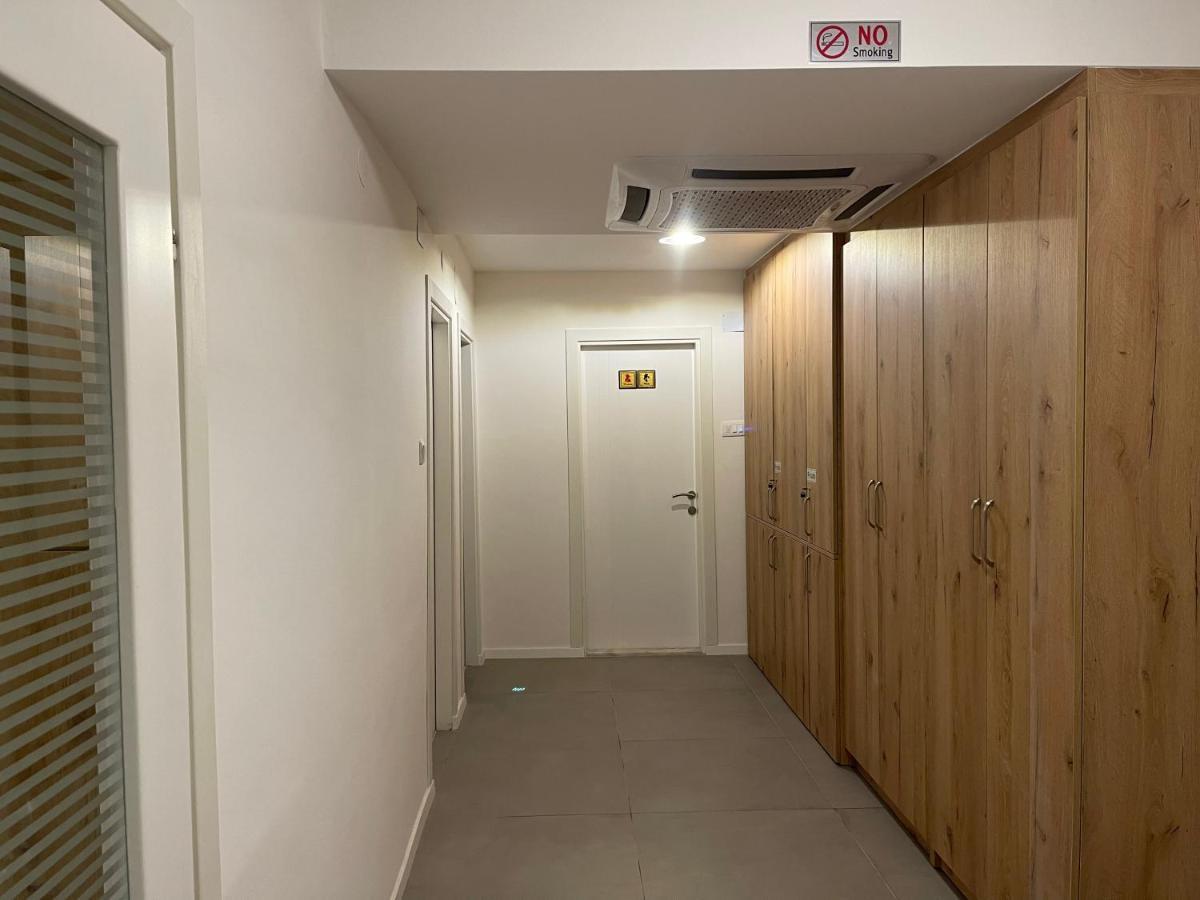 Idealapartments Llc 4 Prishtine Bagian luar foto